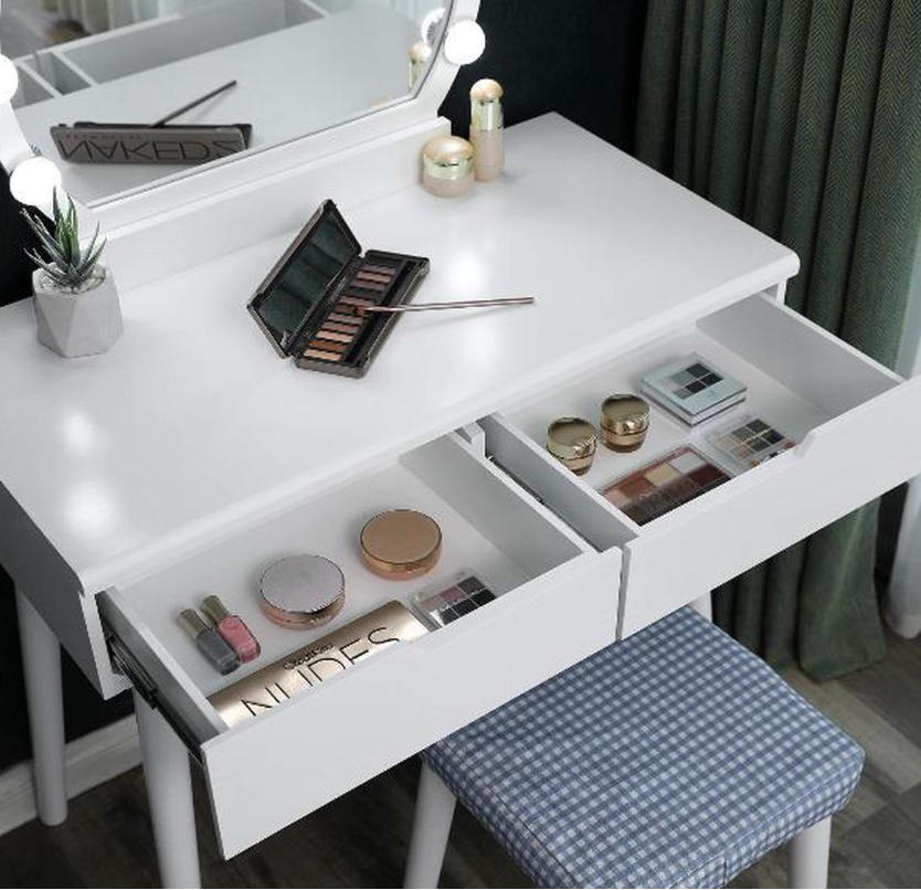 Make up tafel Abby